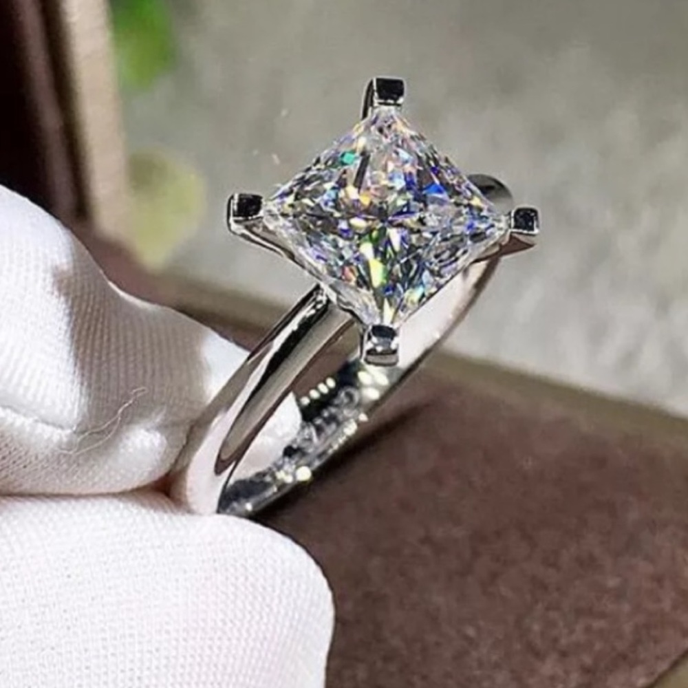 NEW💍2 CARAT SQUARE PRINCESS CUT ENGAGEMENT RING